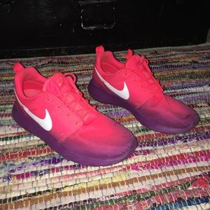Nike Roshe! Pink and purple